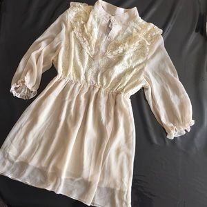 Sweet Pea brand maternity top